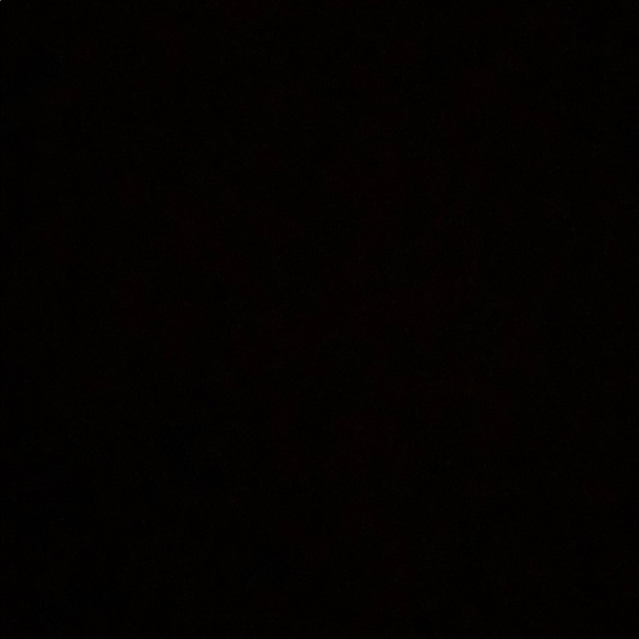 Meet your Posher, Alessia - Picture 1 of 1